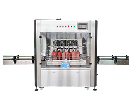 這才是真正的“加油”現(xiàn)場！食用油灌裝機正在現(xiàn)場加油